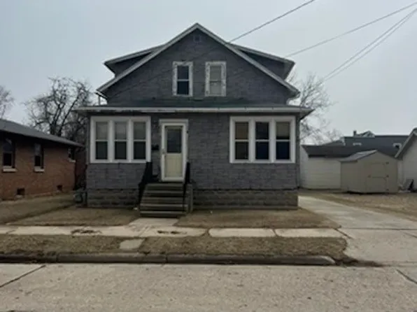 2215 11th St, Two Rivers, WI 54241