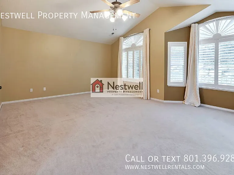 204 N Fairway Dr — Photo 13