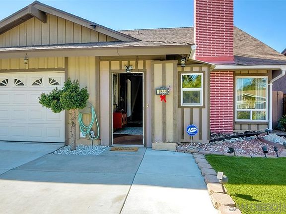3rd image of 2559 Joann Dr
