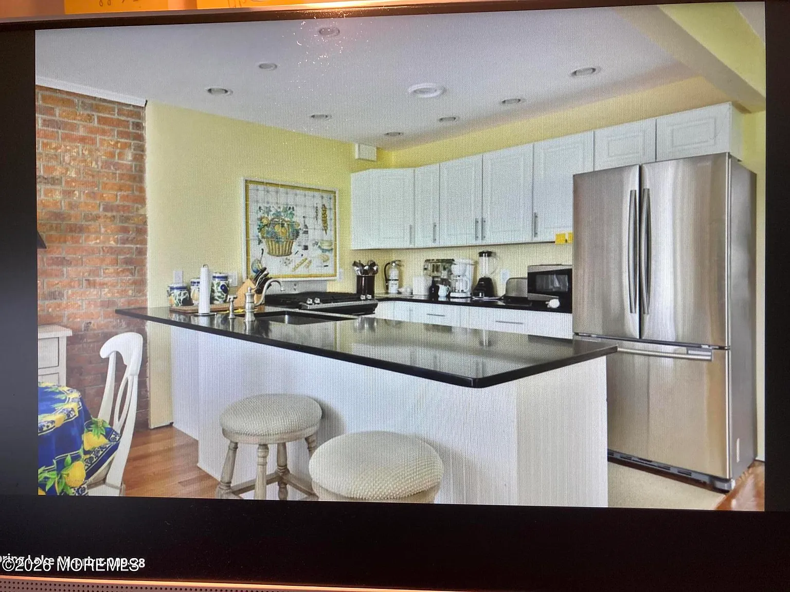 2 bed, 2.5 bath, 1400 sqft, $17,900 — Photo 4