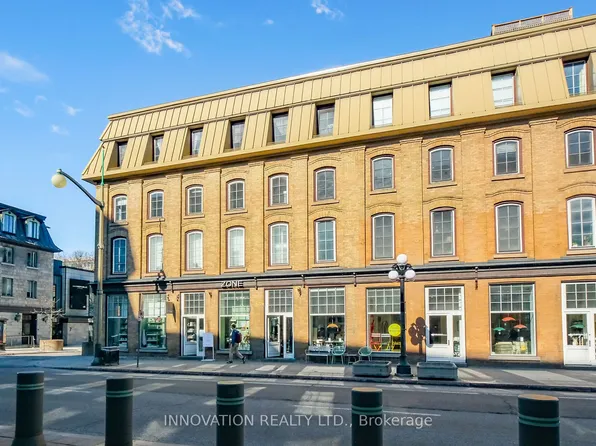 10 Clarence St #4, Ottawa, ON K1N 5P3