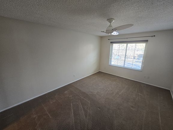 2nd image of 925 N College Ave