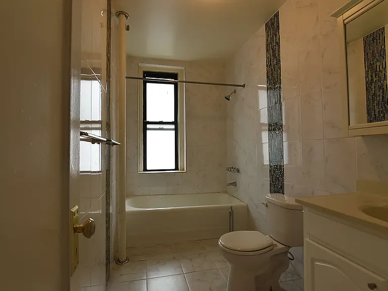 1820 Avenue N #6N — Photo 2