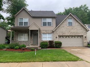 293 Dawn Dr, Valparaiso, IN 46385