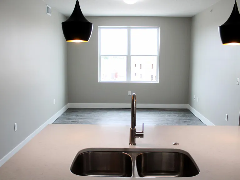 Prairie Heights Apartments — Photo 100