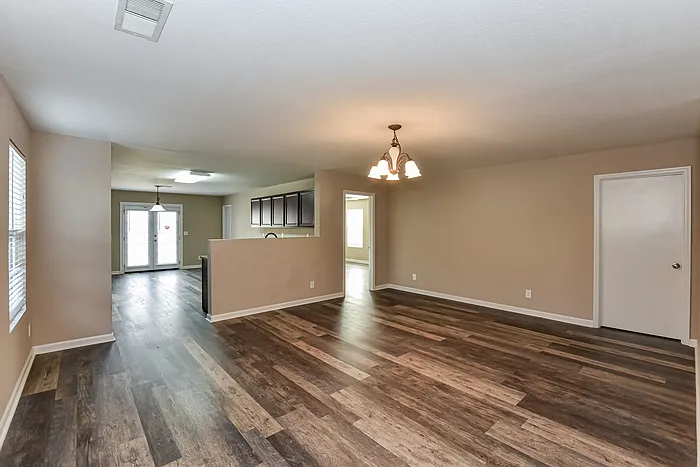 107 Blackwell Ct — Photo 5