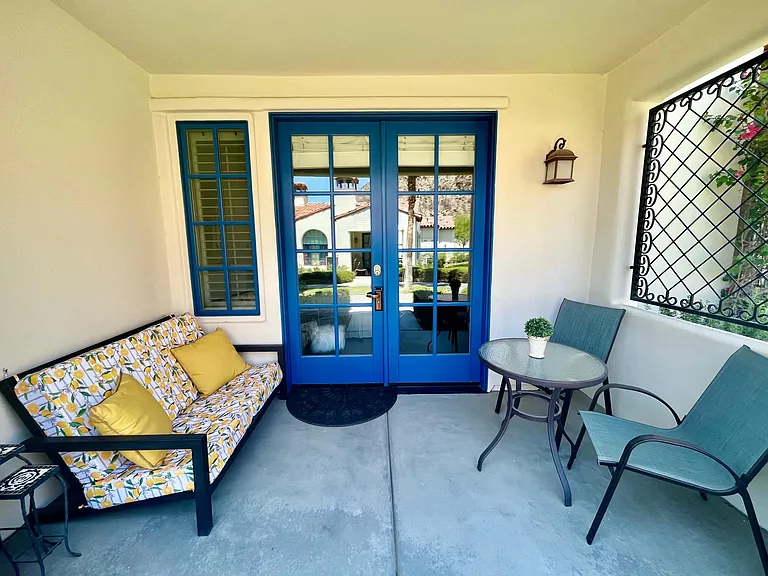 COVERED PATIO OFF SUITE 1