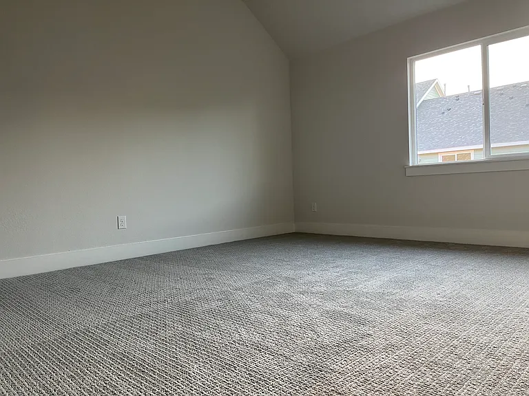 612 Laurel Ln — Photo 12