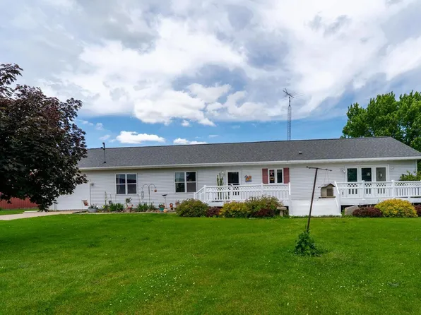 N9717 County Road H, Cambria, WI 53923
