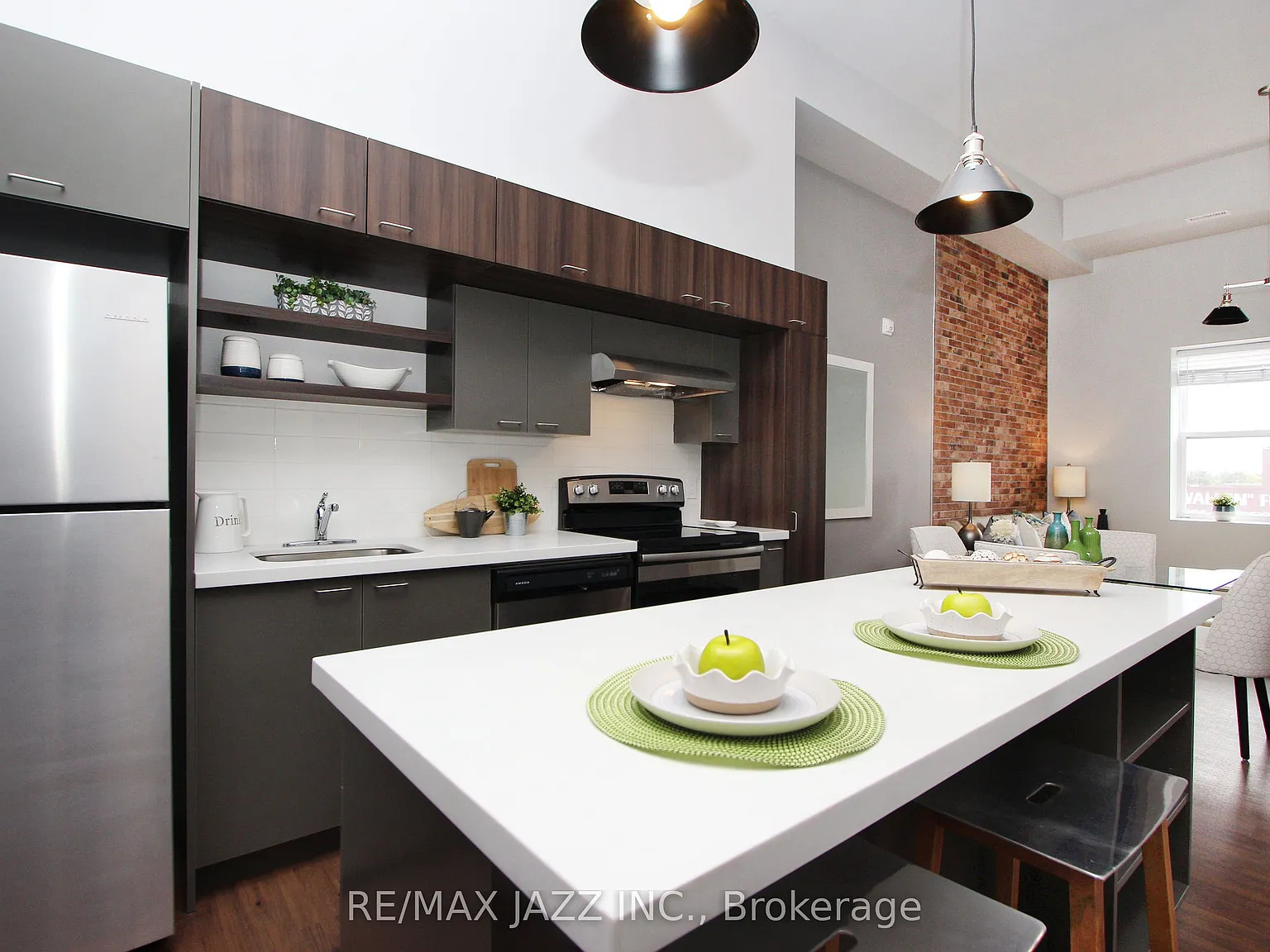 2 bed, $2,000 — Photo 3