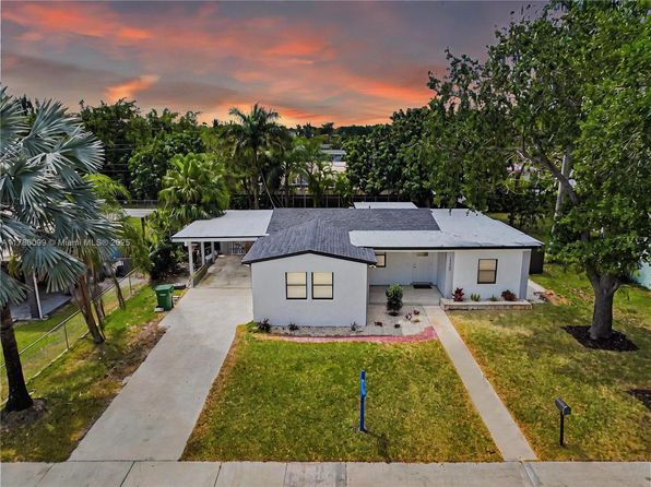 1550 NE 11th St, Homestead, FL 33033