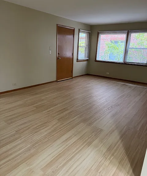 5446 W Gale St #1C — Photo 3