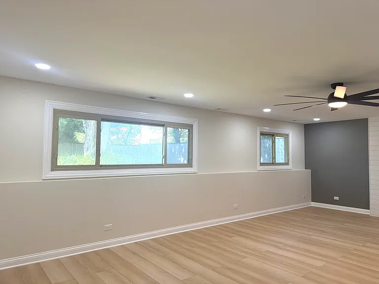 425 Carriage Hill Rd — Photo 32