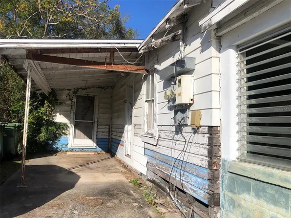 211 S Canal St, Leesburg, FL 34748