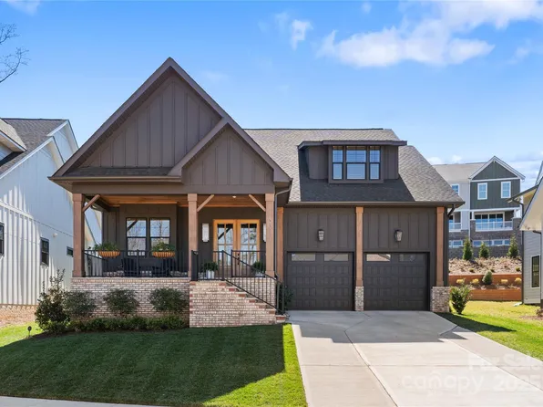 831 Naples Dr, Davidson, NC 28036