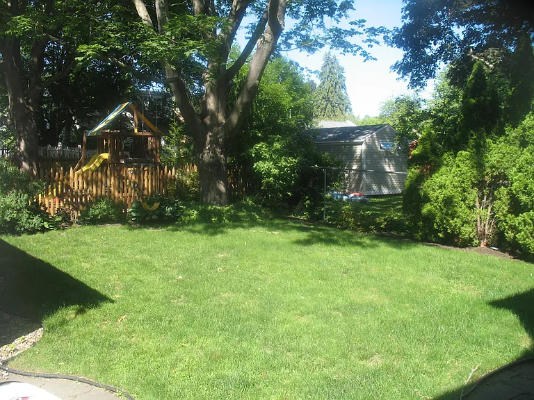Sparhawk St — Photo 25