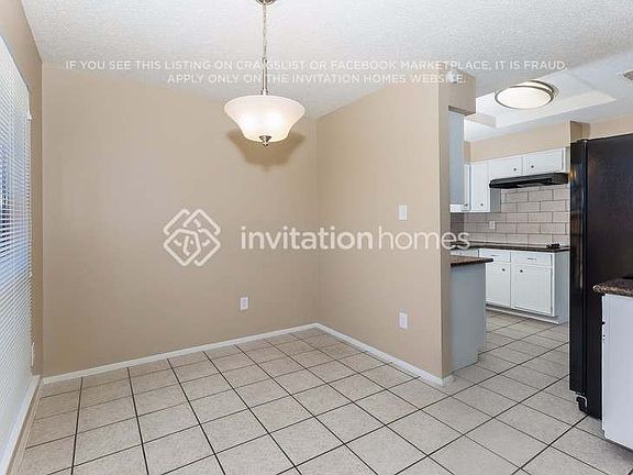 5th image of 1109 Newport Blvd