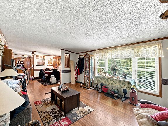 5th image of 38 Patriot Rd