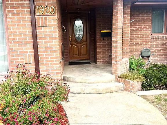 2nd image of 1920 Q St
