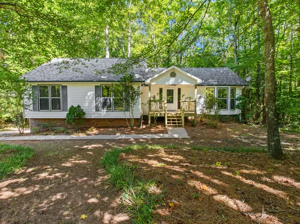 152 Northwoods Cir, Ball Ground, GA 30107