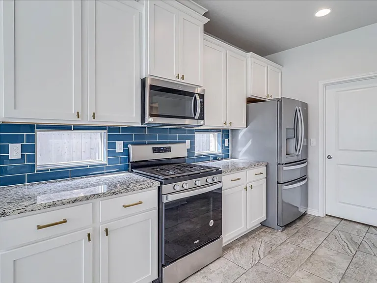 8010 Calma St — Photo 13