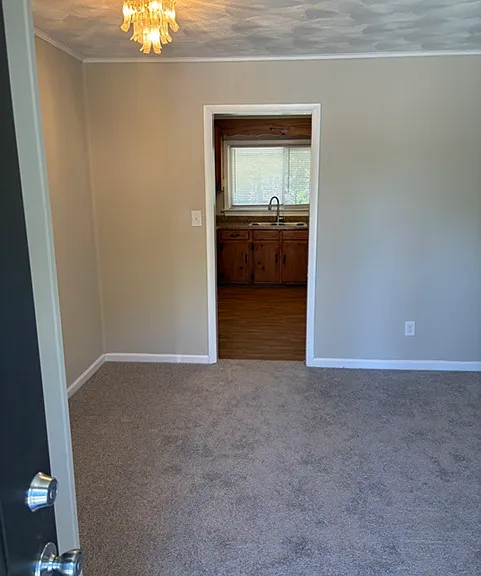 101 Prince George Dr — Photo 3