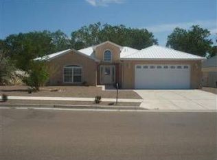 1150 Parkview Dr SW, Los Lunas, NM 87031