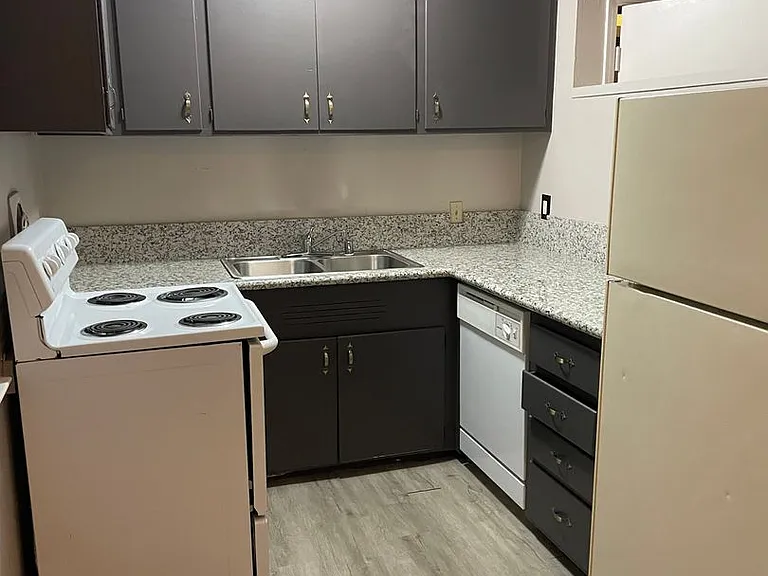 4621 El Camino Ave — Photo 3