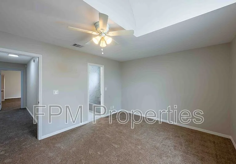 176 E Coast Dr — Photo 35