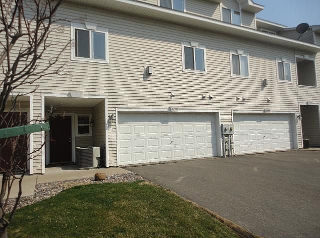 1st image of 697 Kingfisher Ln APT C