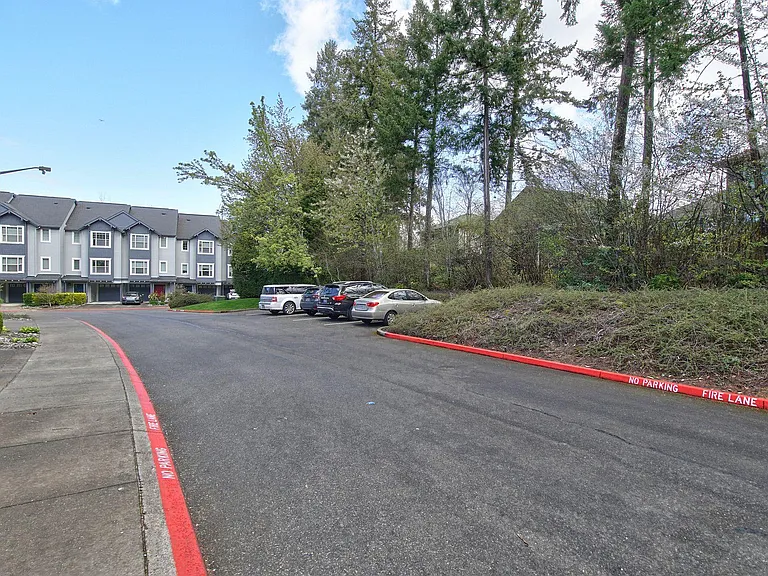 2109 NE 50th Way — Photo 34