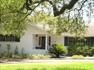 22 Ridge Dr, New Braunfels, TX 78130