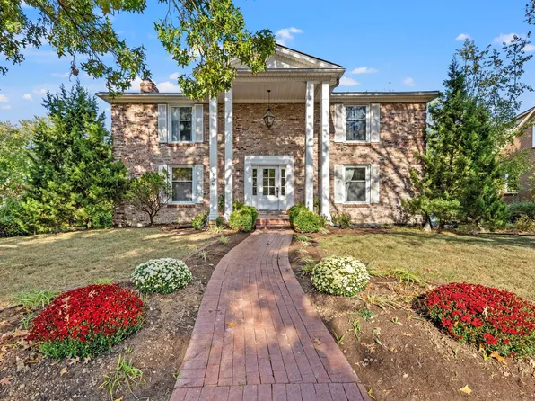 939 Edgewater Dr, Lexington, KY 40502
