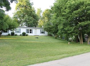 13376 Grove Rd NE, Thornville, OH 43076
