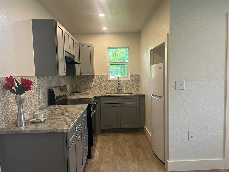 Ponderosa Dr — Photo 7