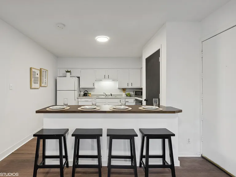 Twin Oaks Residences LLC — Photo 14