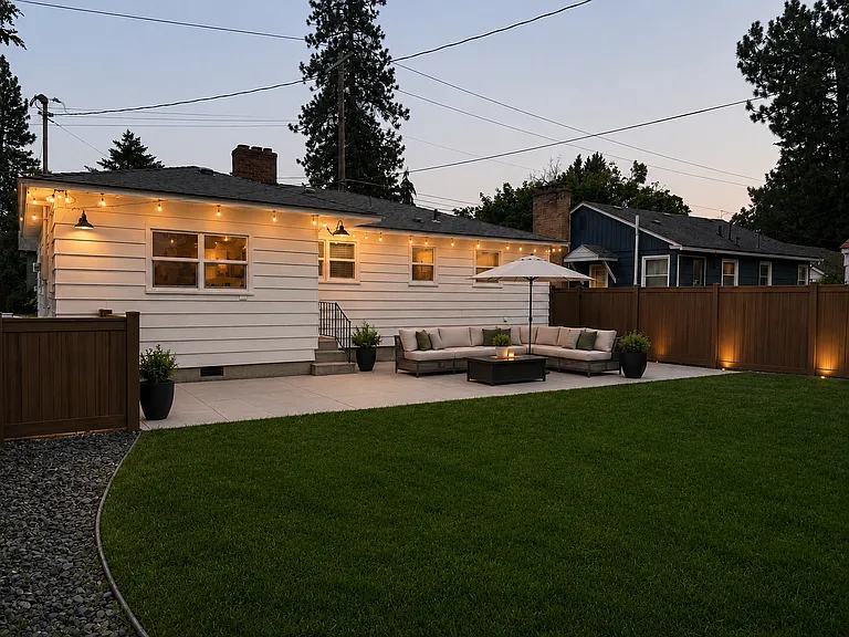 803 E 37th Ave — Photo 2
