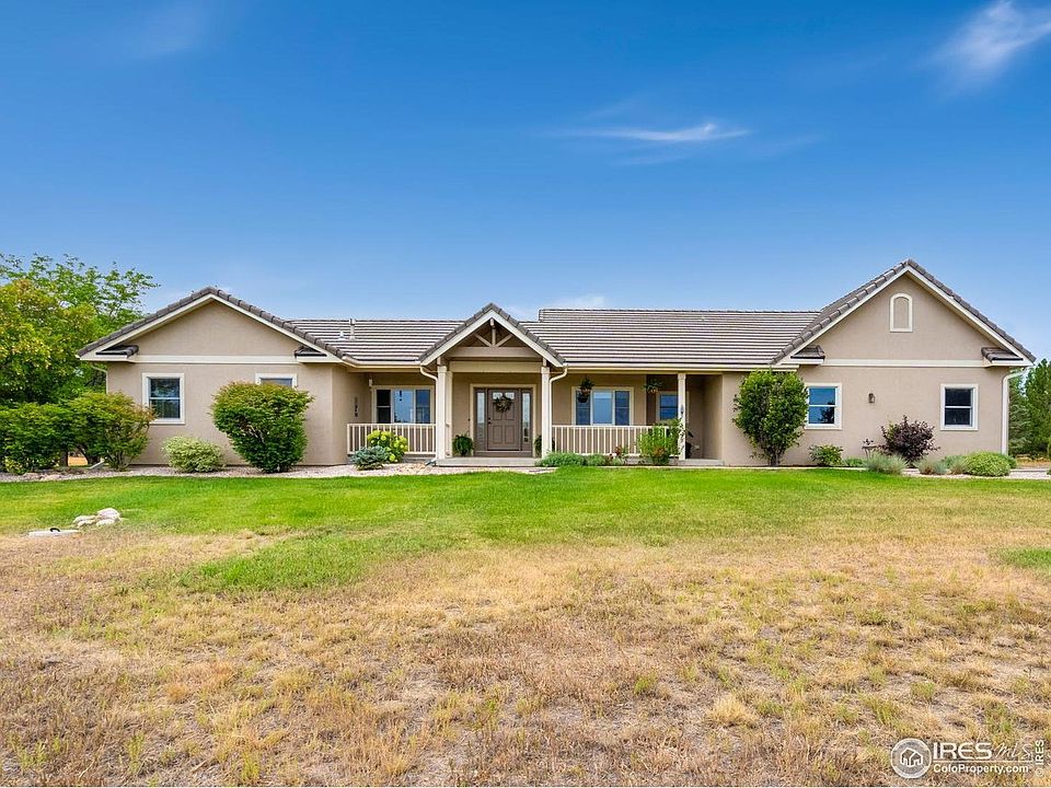 1st image of 458 Deerfield Cir