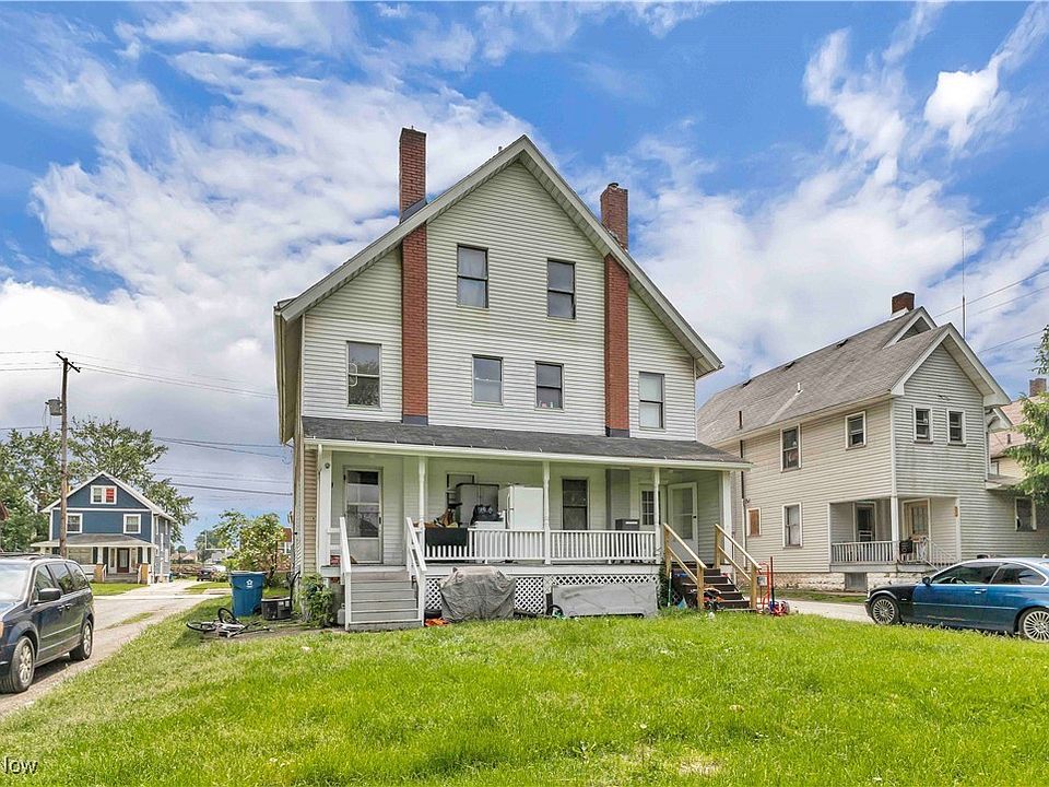 2nd image of 241 Sexton St