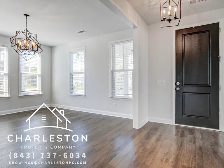 612 Heartwood Ln — Photo 2