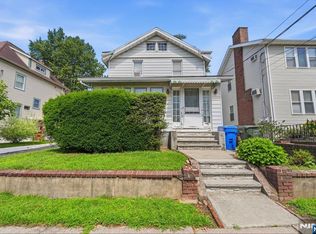 26 Grove St, Rutherford, NJ 07070