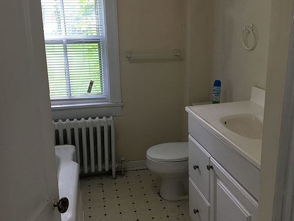 3rd image of 30 E Germain St