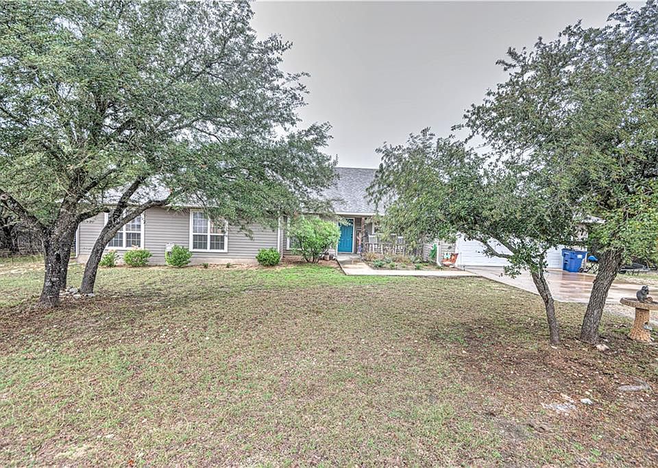 1st image of 5152 & 5158 Comanche Dr