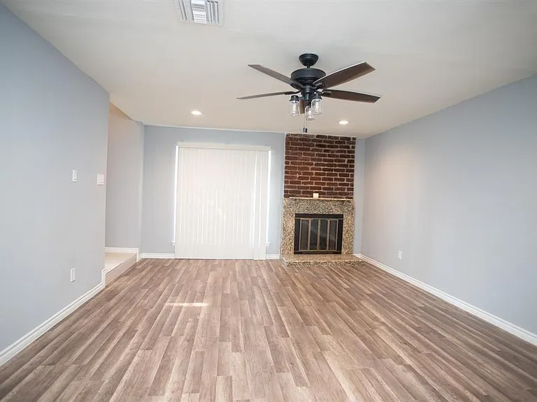 5821 Sunforest Dr — Photo 12