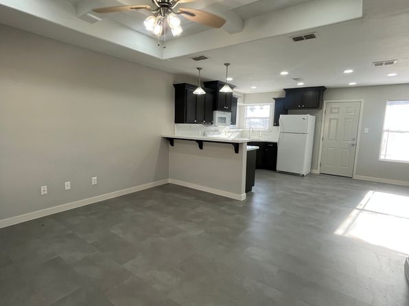 404 E 2nd St APT C