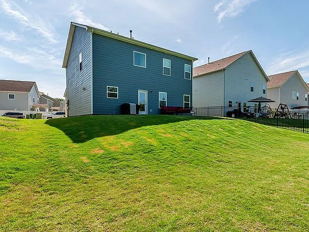 307 Stonewall Dr — Photo 25