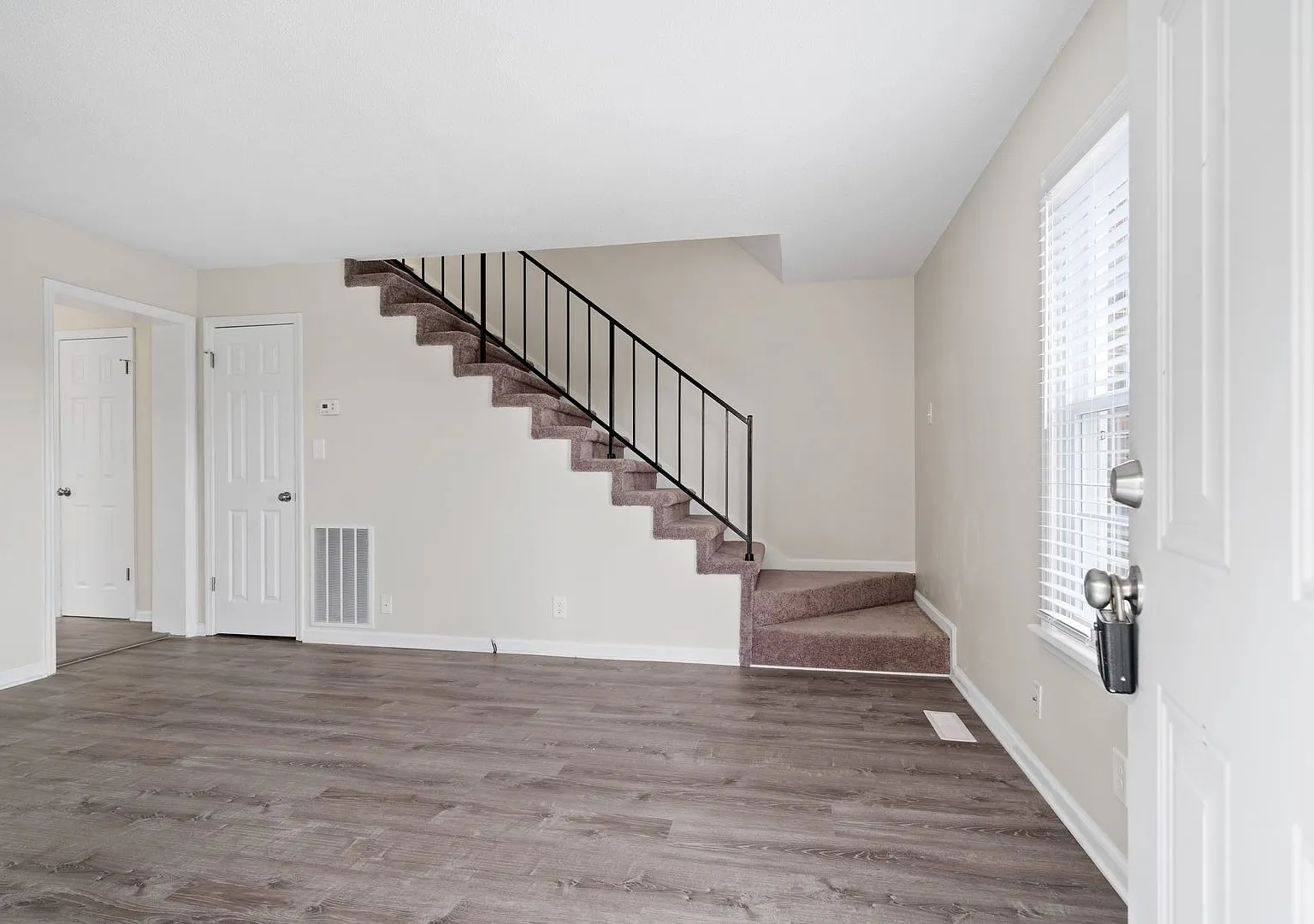 1671 Baltimore Drive — Photo 3
