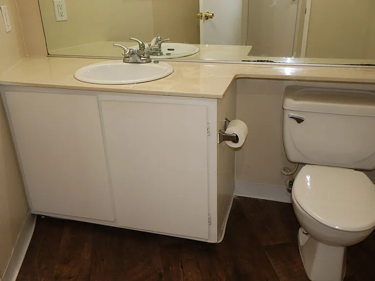 3008 Swallows Nest Dr — Photo 9