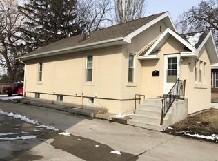 1109 6th St, Brookings, SD 57006