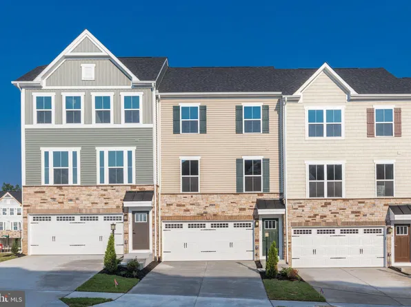 120 Twinleaf Way, Lake Frederick, VA 22630